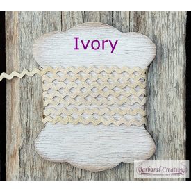 Hand dyed cotton rick-rack, 8 mm wide - Ivory